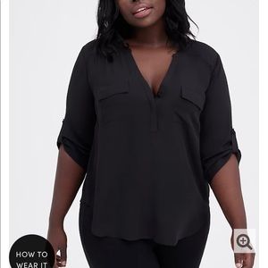 Torrid plus size 0 black Harper roll sleeve top
